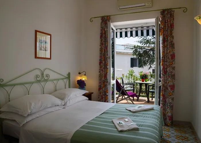 Europa Hotel 3*