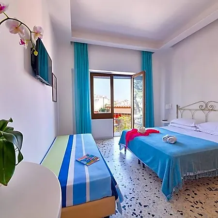 Europa Hotel 3*
